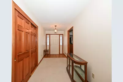 7713 W Terrace Dr, Franklin, WI 53132 - Photo 2