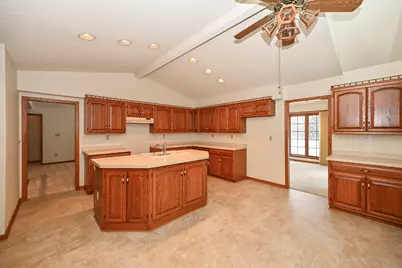 7713 W Terrace Dr, Franklin, WI 53132 - Photo 14