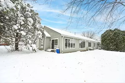 7713 W Terrace Dr, Franklin, WI 53132 - Photo 28