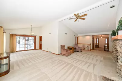 7713 W Terrace Dr, Franklin, WI 53132 - Photo 6