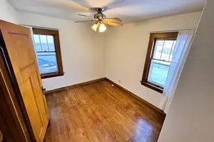 2043 S 81st St, West Allis, WI 53219 - Photo 2