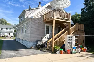 2043 S 81st St, West Allis, WI 53219 - Photo 44