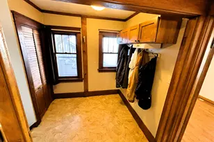 2043 S 81st St, West Allis, WI 53219 - Photo 16