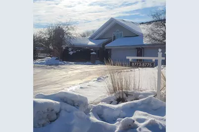 8782  Woodbridge Dr, Greendale, WI 53219 - Photo 24