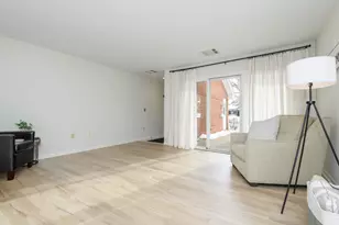 8782 Woodbridge Dr, Greendale, WI 53219 - Photo 4