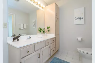 8782  Woodbridge Dr, Greendale, WI 53219 - Photo 16