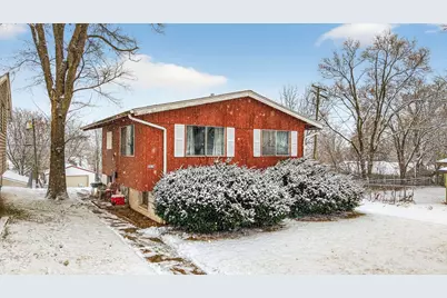 5818 N 72nd St, Milwaukee, WI 53218 - Photo 2