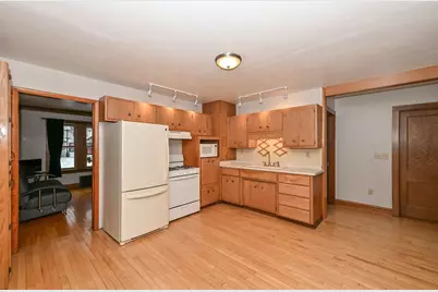 2824 S Lenox St, Milwaukee, WI 53207 - Photo 12