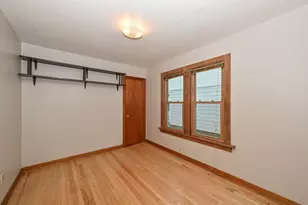 2824 S Lenox St, Milwaukee, WI 53207 - Photo 18