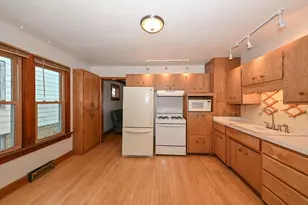 2824 S Lenox St, Milwaukee, WI 53207 - Photo 16