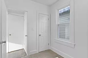 2409 N 21st St, Milwaukee, WI 53206 - Photo 12