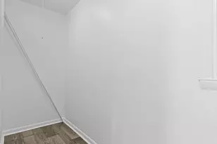 2409 N 21st St, Milwaukee, WI 53206 - Photo 6