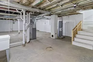 2409 N 21st St, Milwaukee, WI 53206 - Photo 32