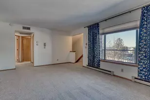 W176N9734 Riversbend Circle, Germantown, WI 53022 - Photo 2