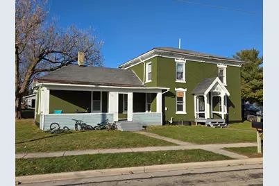 401 S College Ave, Fox Lake, WI 53933 - Photo 2