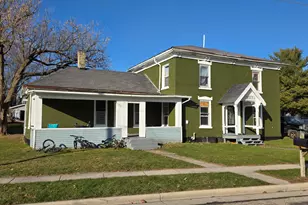 401 S College Ave, Fox Lake, WI 53933 - Photo 2