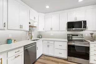 303 E Henry Clay St, Whitefish Bay, WI 53217 - Photo 1