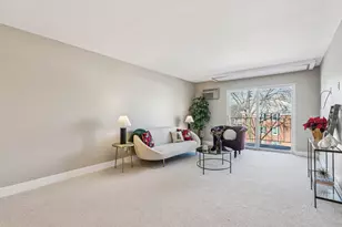 303 E Henry Clay St, Whitefish Bay, WI 53217 - Photo 18