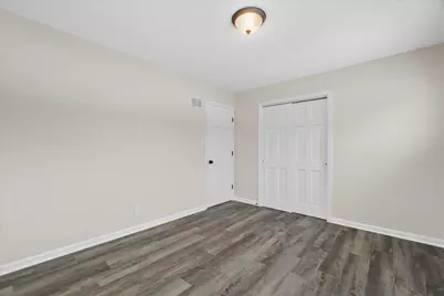 4655 N 20th St, Milwaukee, WI 53209 - Photo 14