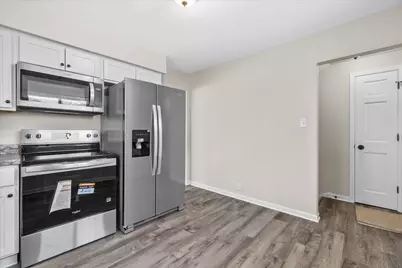 4655 N 20th St, Milwaukee, WI 53209 - Photo 6