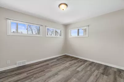 4655 N 20th St, Milwaukee, WI 53209 - Photo 12