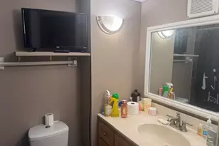 8877 N Swan Rd, Milwaukee, WI 53224 - Photo 12