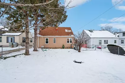 3781 S 21st St, Milwaukee, WI 53221 - Photo 18