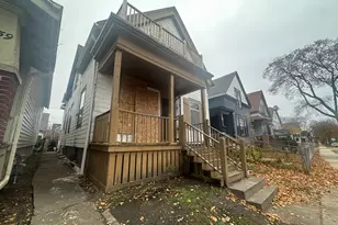 2463 N 22nd St, Milwaukee, WI 53206 - Photo 2