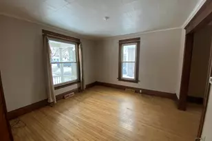 441 Hawthorn St, Burlington, WI 53105 - Photo 4