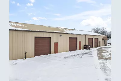 600  Nathan Ln, Elkhorn, WI 53121 - Photo 4