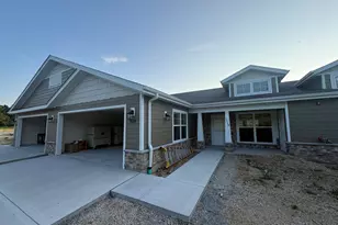 1118 Harbor Ave, West Bend, WI 53095 - Photo 1