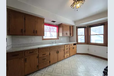 4123 W Good Hope Rd, Milwaukee, WI 53209 - Photo 2