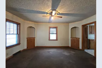 4123 W Good Hope Rd, Milwaukee, WI 53209 - Photo 12