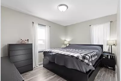 2839 S 46th St, Milwaukee, WI 53219 - Photo 10