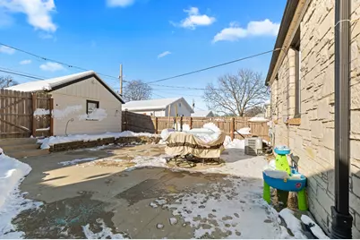 2839 S 46th St, Milwaukee, WI 53219 - Photo 24