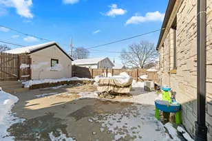 2839 S 46th St, Milwaukee, WI 53219 - Photo 24