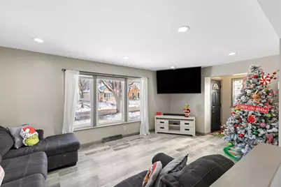 2839 S 46th St, Milwaukee, WI 53219 - Photo 18