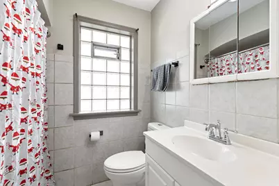 2839 S 46th St, Milwaukee, WI 53219 - Photo 12