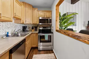 35 Lausanne Ct, Geneva, WI 53147 - Photo 10