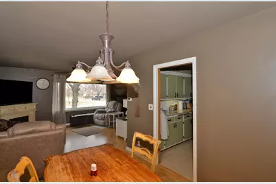 1036  Orchard St, Racine, WI 53405 - Photo 8