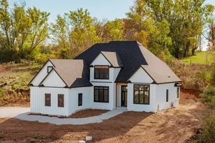 2417 Troy Hill Ct, East Troy, WI 53120 - Photo 2