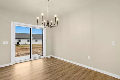 826  Clark Ln, Holmen, WI 54636 - Photo 6