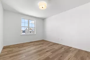 674 Mary Way, Slinger, WI 53086 - Photo 14