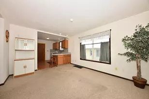 560 W Chestnut St, Port Washington, WI 53074 - Photo 4