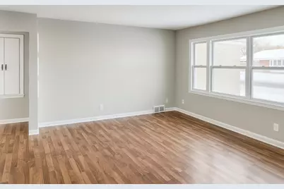 1621  Mead Ave, Sheboygan, WI 53081 - Photo 2