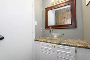 W5322 Bechaud Beach Dr, Fond du Lac, WI 54935 - Photo 10