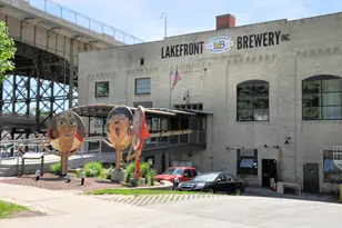 2080 N Commerce St, Milwaukee, WI 53212 - Photo 38