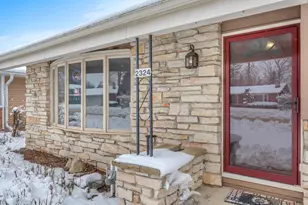 2324 Silver Leaf Ln, Sheboygan, WI 53083 - Photo 2