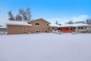 2324 Silver Leaf Ln, Sheboygan, WI 53083 - Photo 20