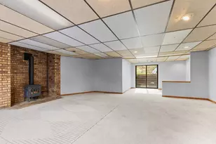 727 Browning Cir, Oconomowoc, WI 53066 - Photo 32